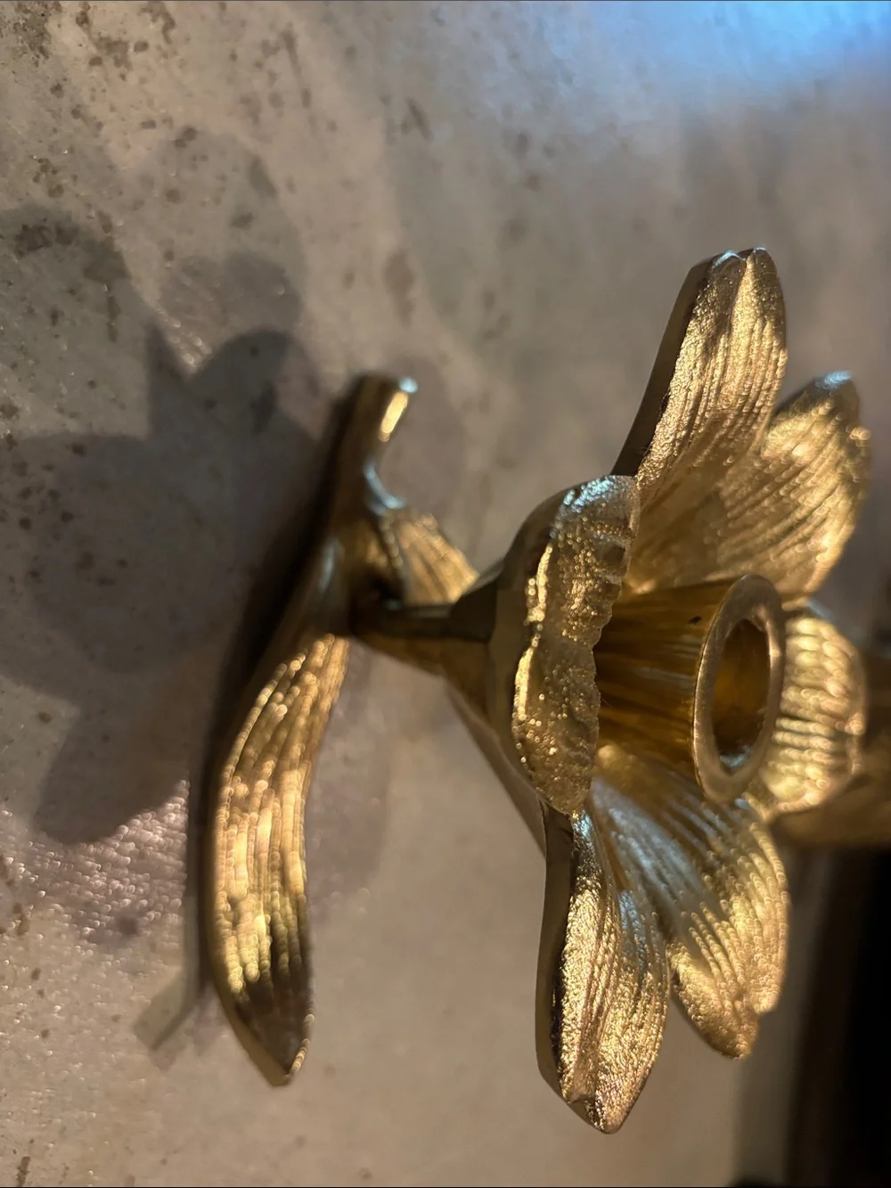 N/A elegant gold